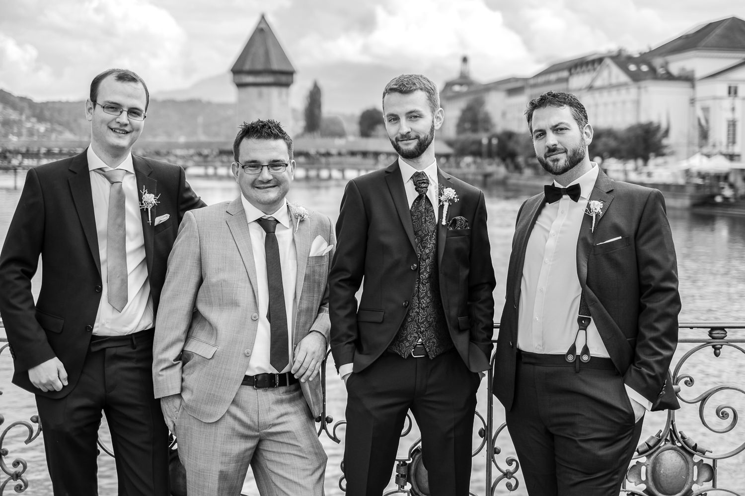 Hochzeit Gruppenfoto Kapelbrücke Luzern